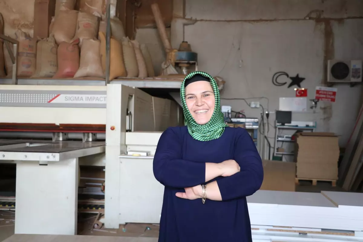 İzmirli Marangoz Ustası Ferda Sökmen’in Başarı Hikayesi