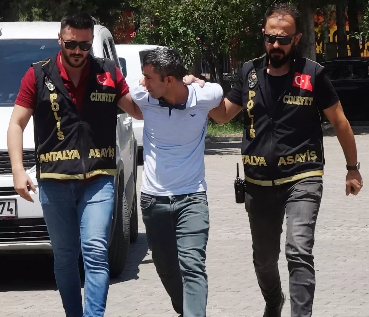 Antalya’da Cinayet Davası: Güvenlik Görevlisi Bıçaklanarak Öldürüldü