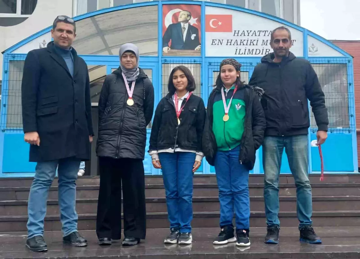 Eskişehir Orgeneral Halil Sözer Ortaokulu’ndan 4 Madalya