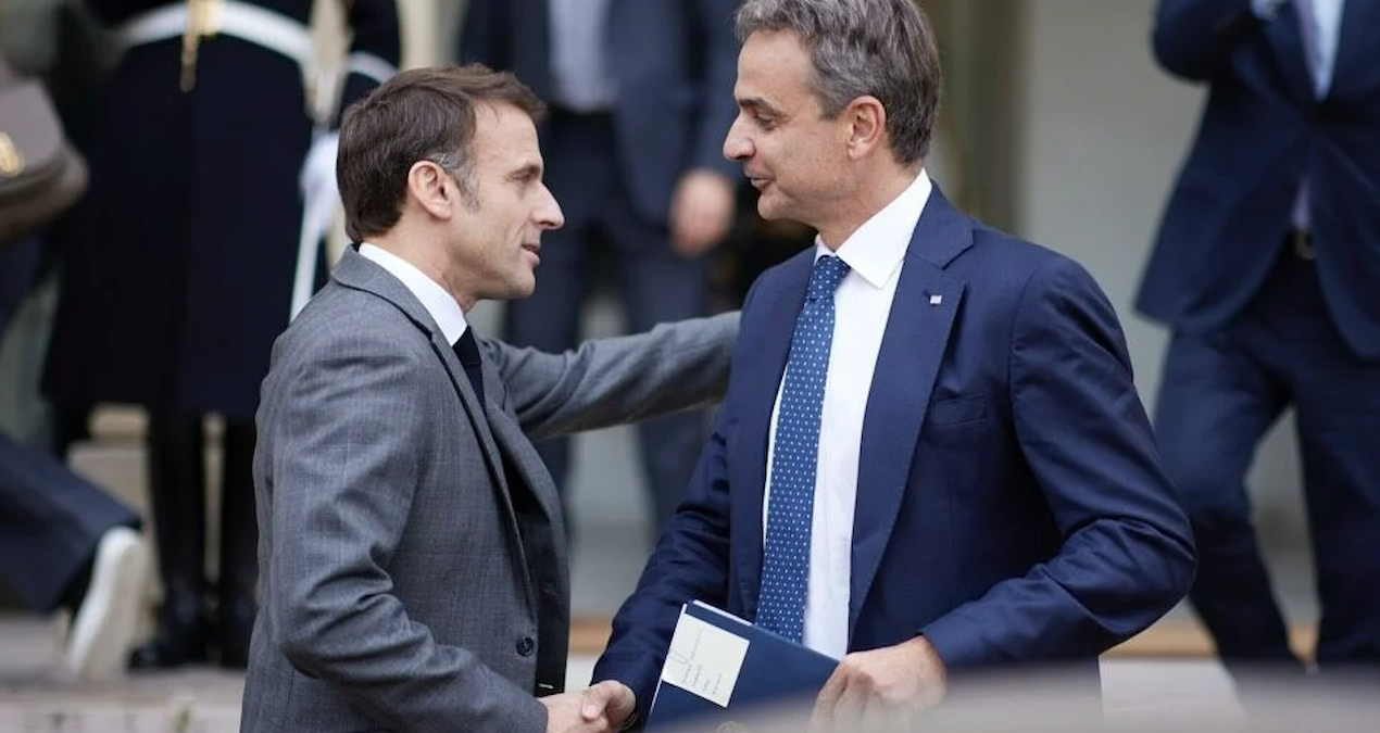 Yunanistan’da meteor füzesi korkusu: Hemen Macron’la konuştu