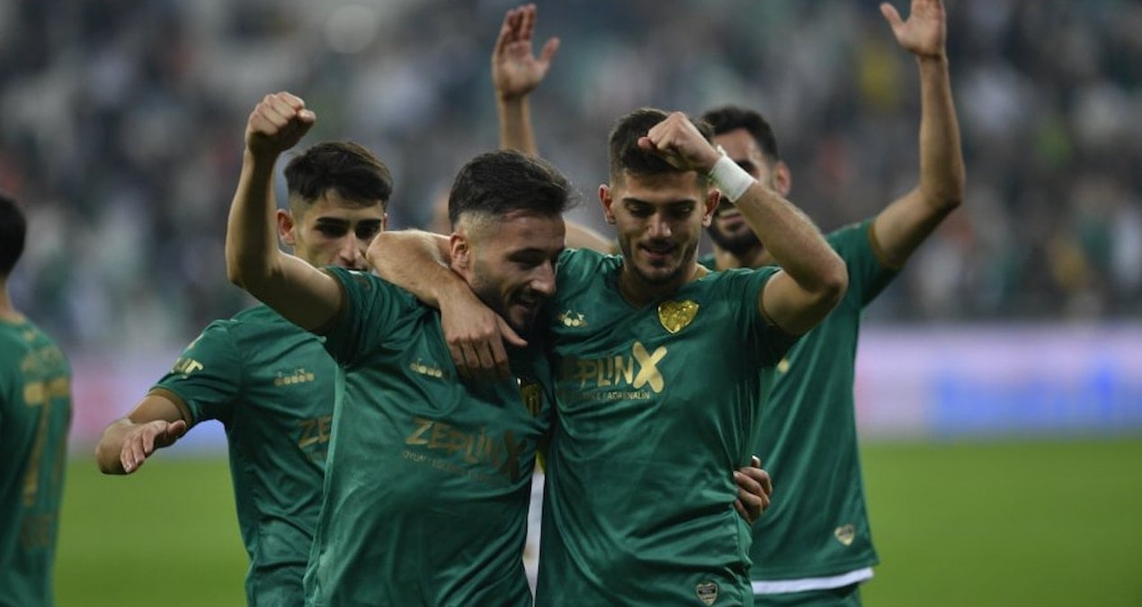 Bursaspor şampiyon oldu! Yeşil beyazlılar 2.Lig’de