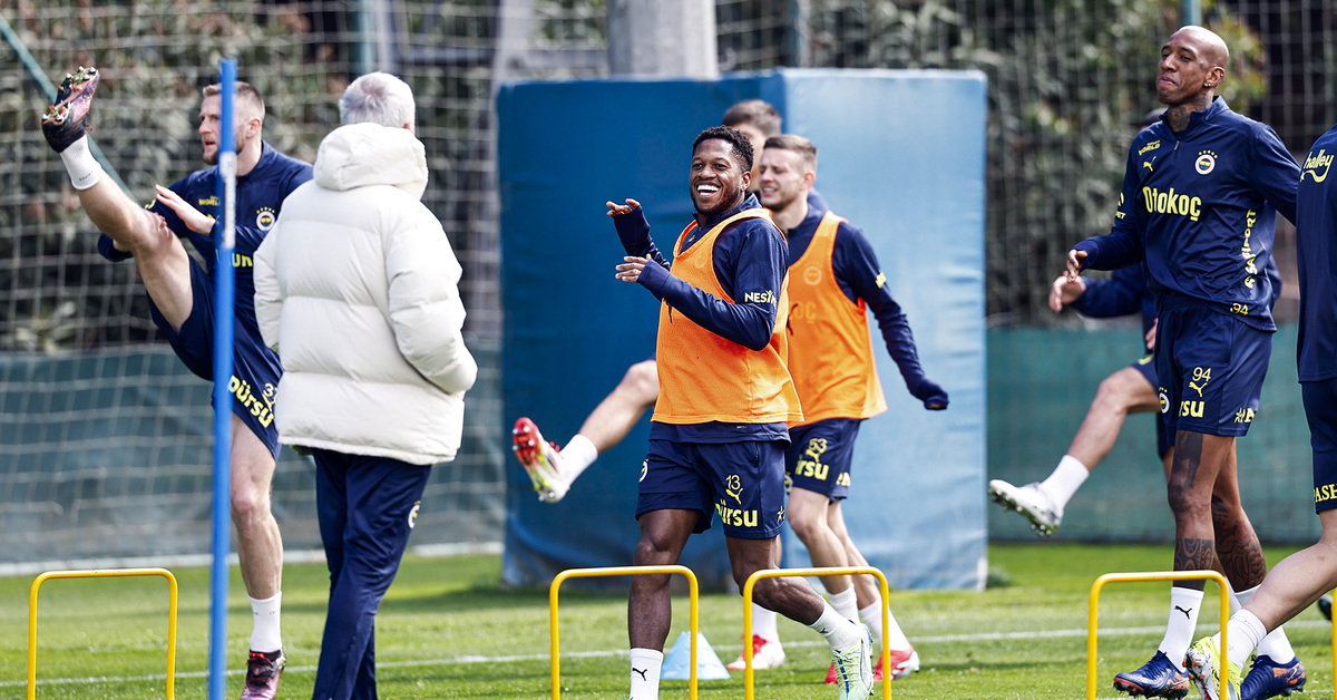 Fenerbahçe’de Sivasspor mesaisi sürüyor!