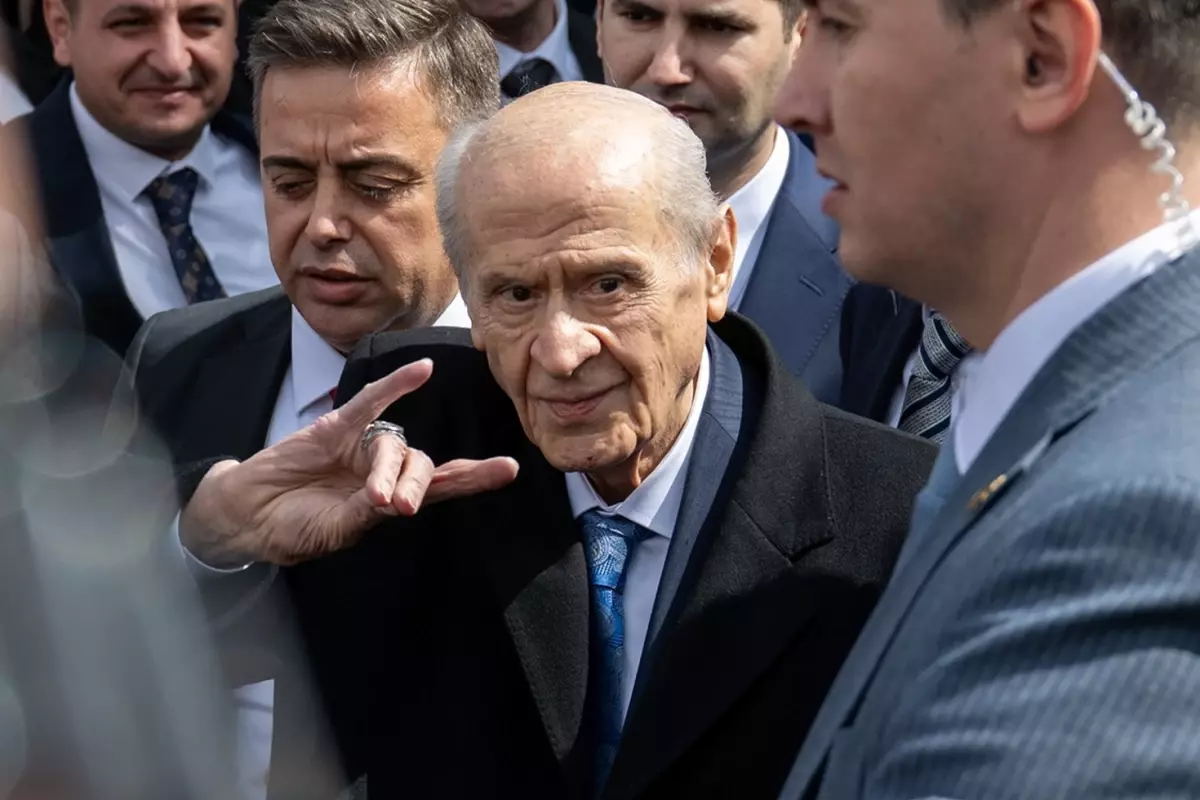 MHP’den 66 gün sonra mesaiye başlayan Bahçeli’ye özel beste! Sözleri dikkat çekici